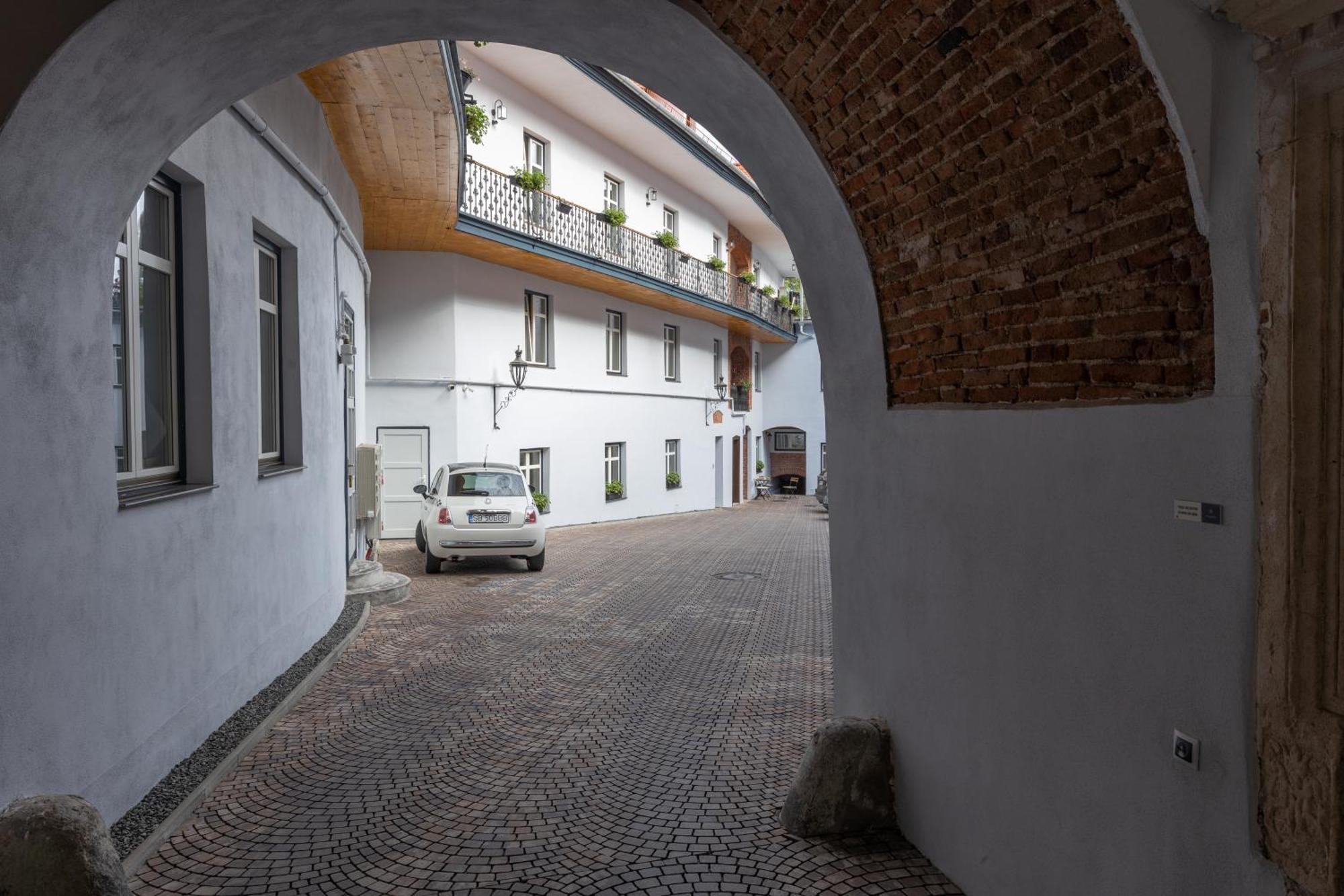 Magister Seven Bed & Breakfast Sibiu Luaran gambar