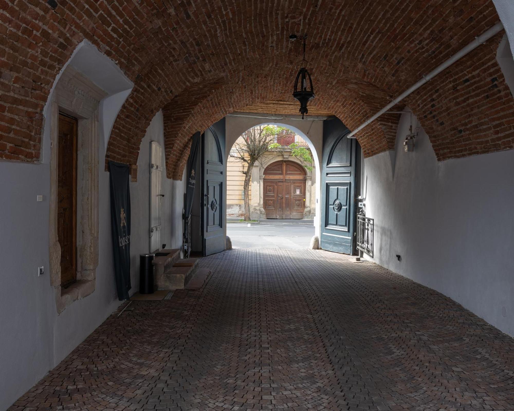 Magister Seven Bed & Breakfast Sibiu Luaran gambar