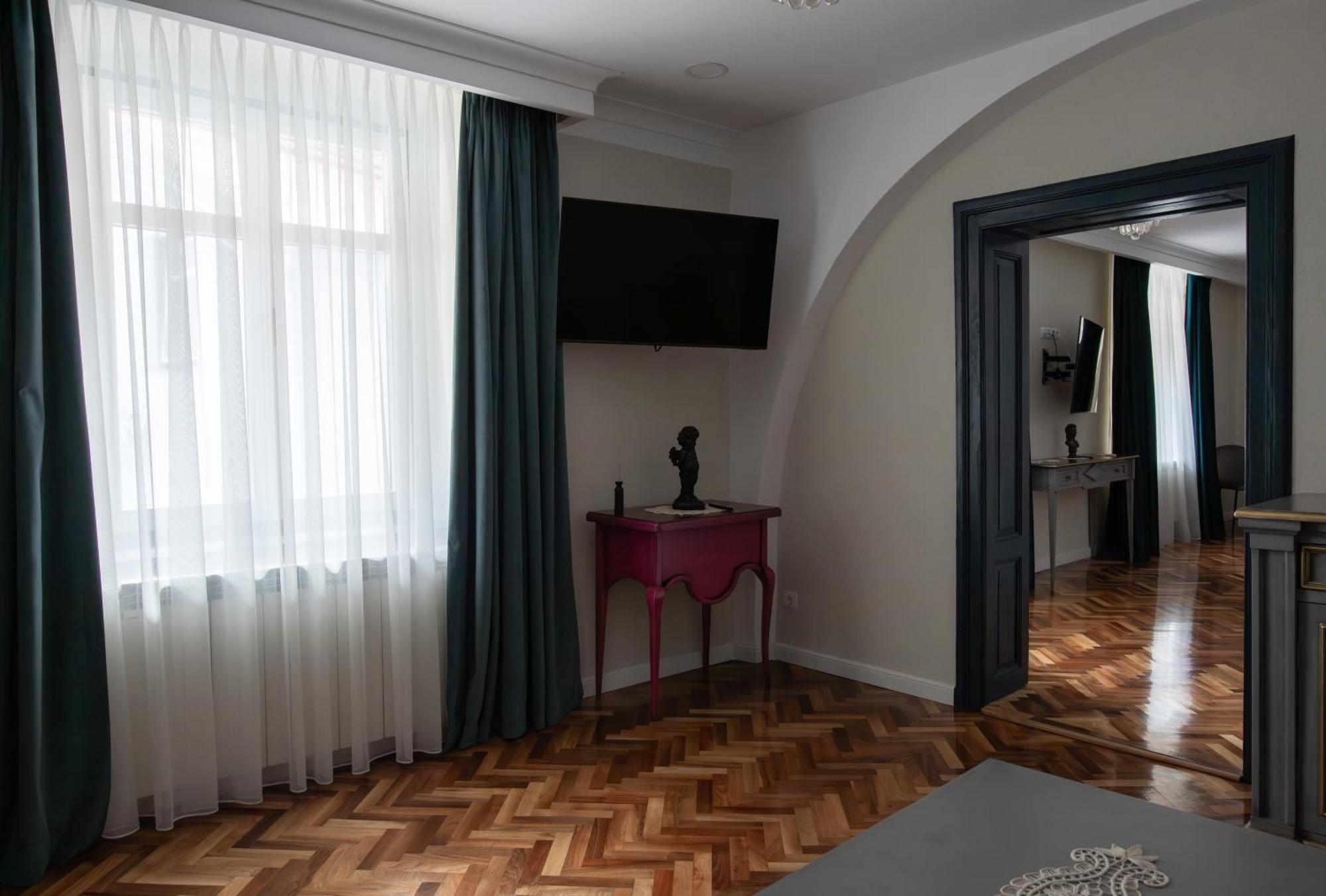 Magister Seven Bed & Breakfast Sibiu Luaran gambar