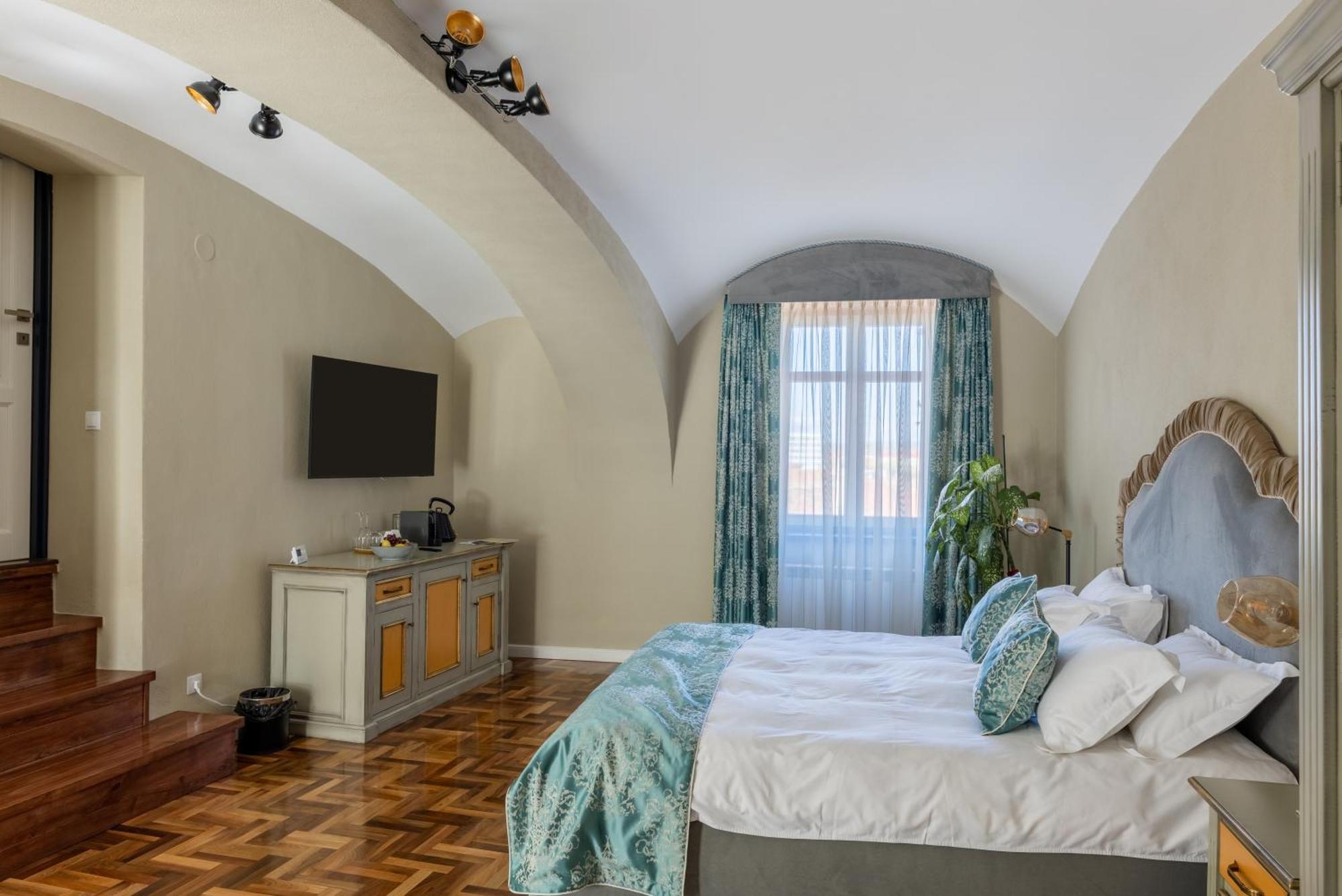 Magister Seven Bed & Breakfast Sibiu Luaran gambar